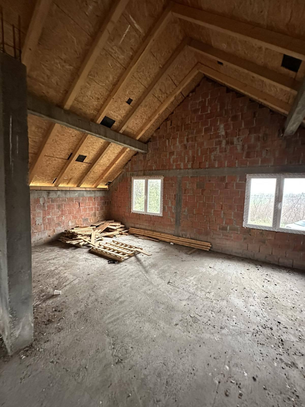 489807103_122231402000082812_16164776781610023_n