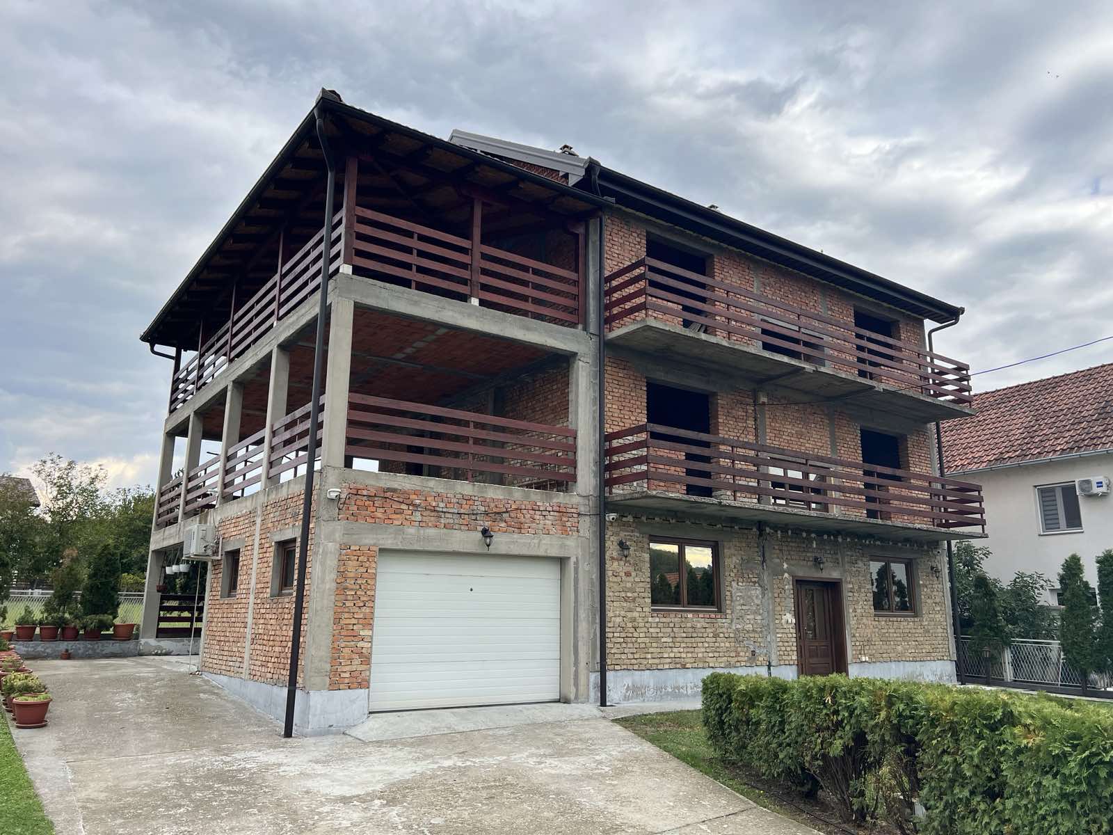 kuća u Bariču-4 etaže