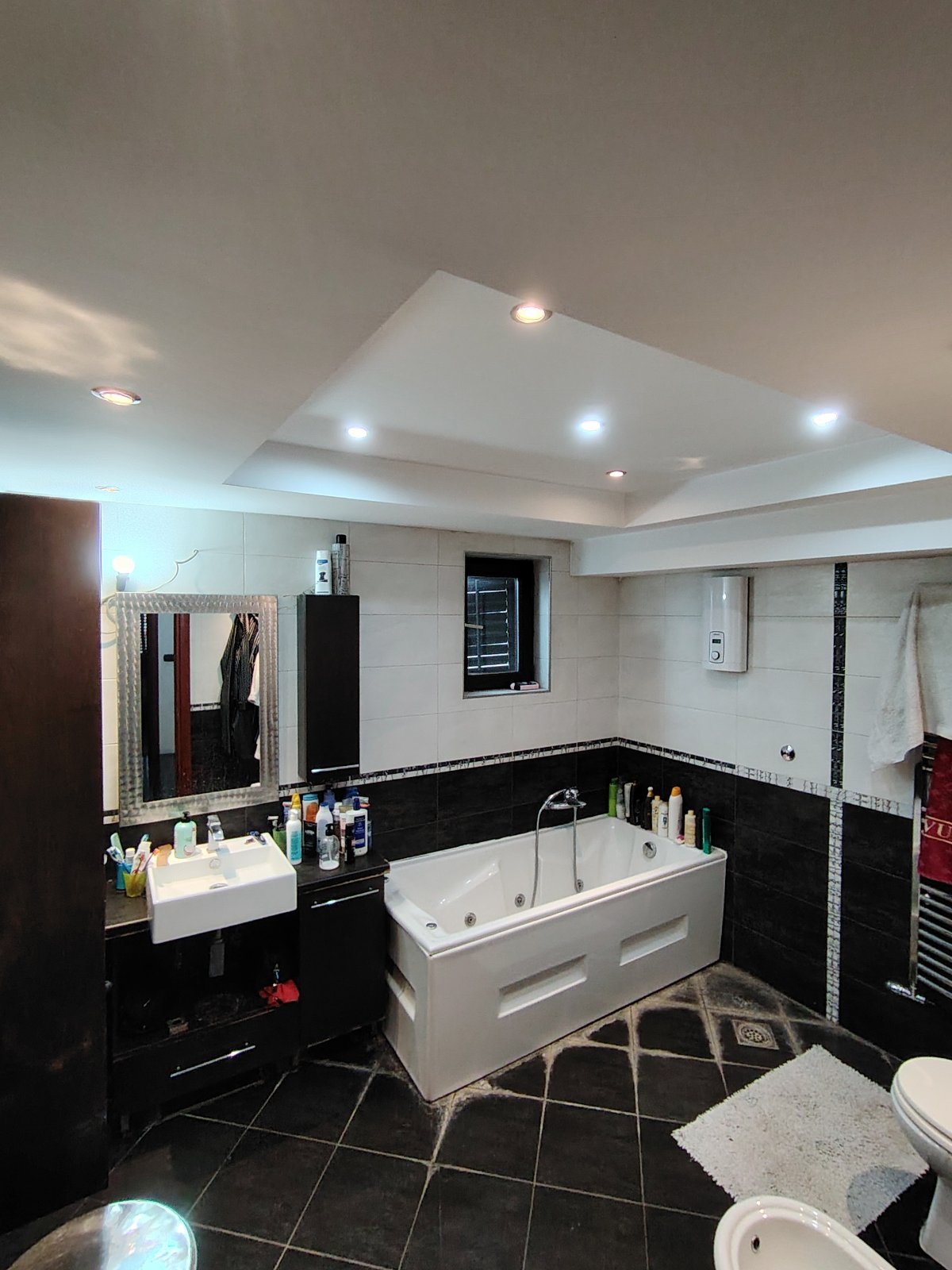 viber_image_2025-12-13_23-30-42-594