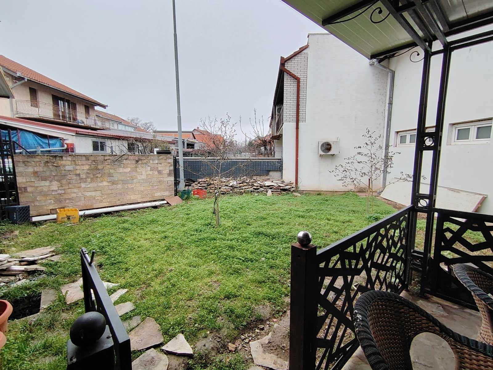 viber_image_2025-12-13_23-30-43-137