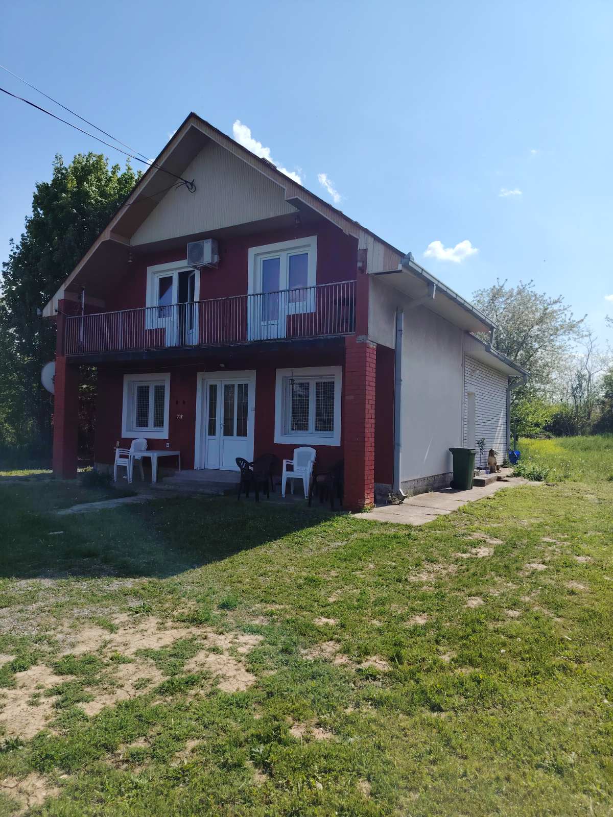 Kuća u Obrenovcu  u Trstenici -202 m2