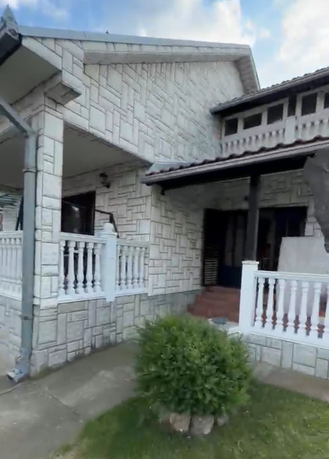 Kuća u Obrenovcu, Stubline 250m2