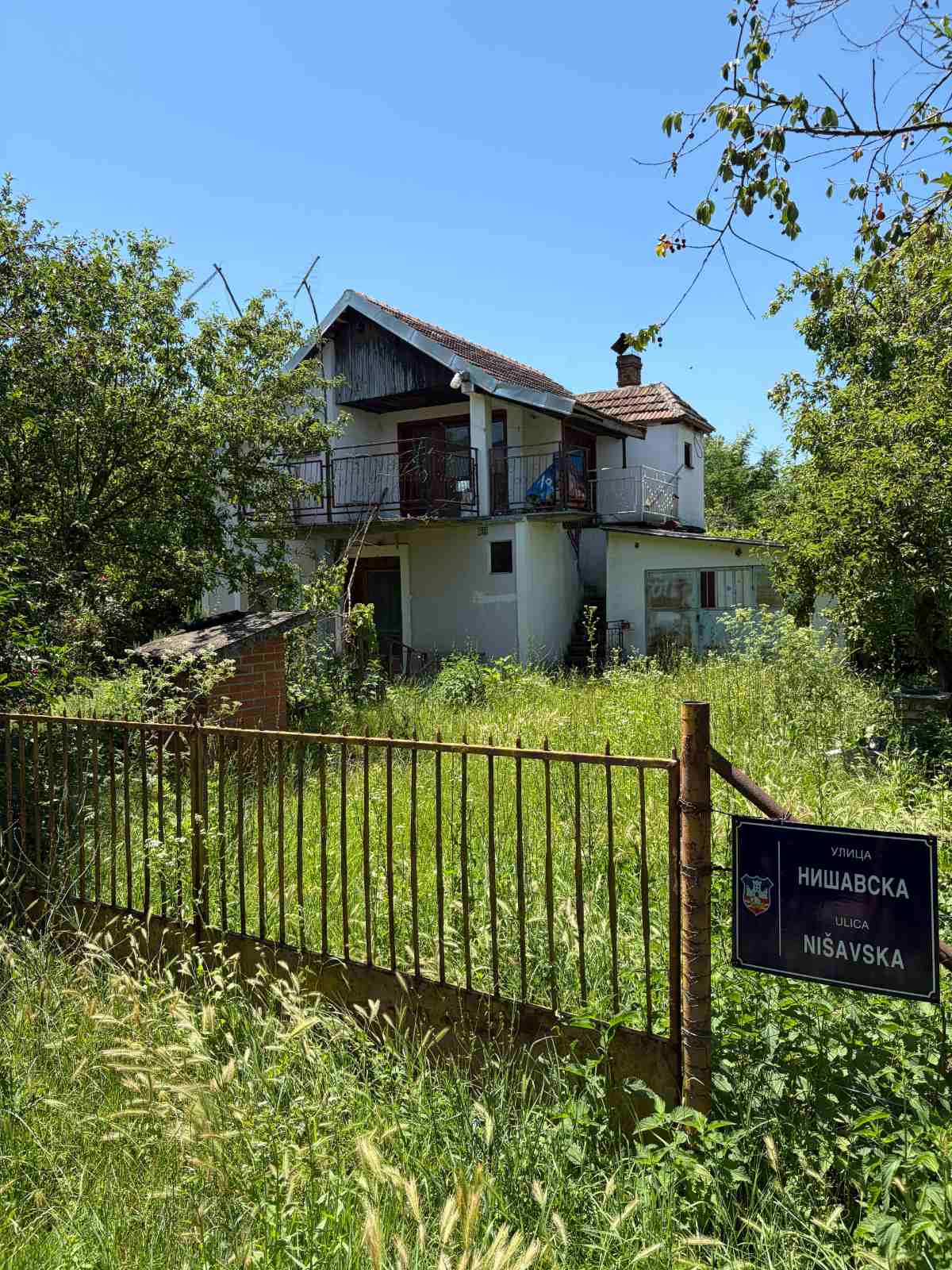 Kuća i parcela u Drenu – 6 ha
