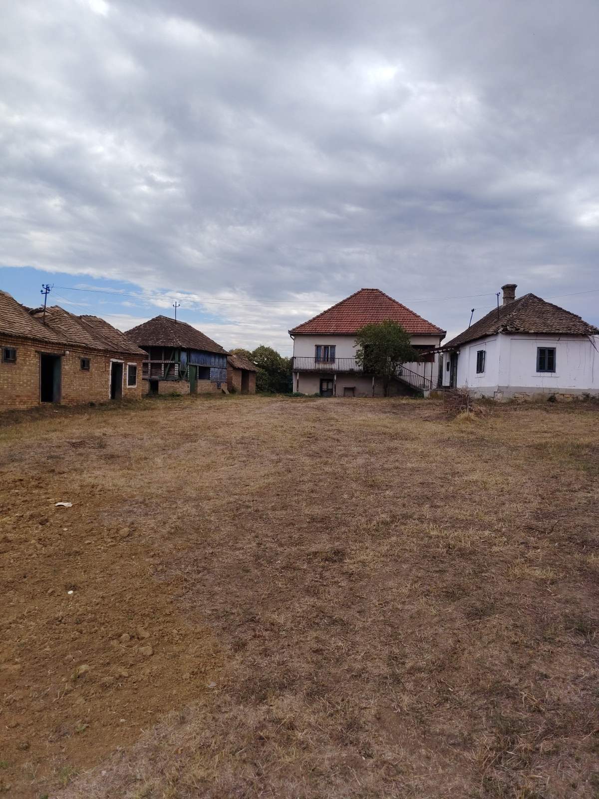 Kuća 110 m2, Mislođin , Obrenovac plac 97,5 ari